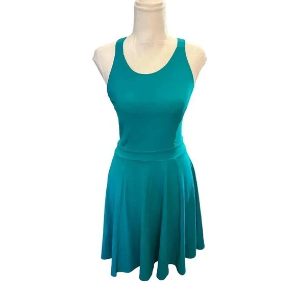 Susana Monaco Skater Active Dress Cross back Stretch Dress Size Small - Picture 1 of 6